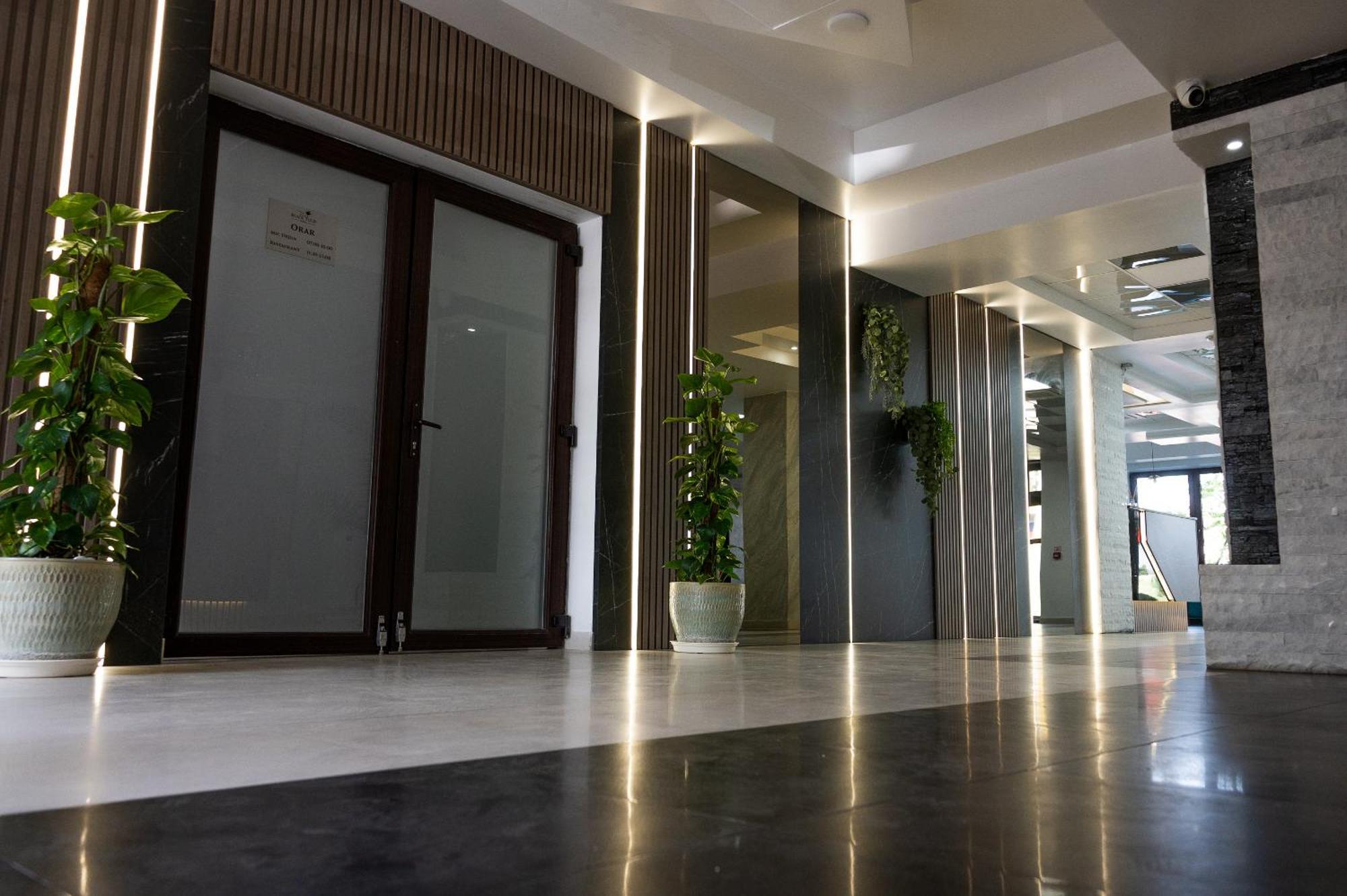 Black Tulip Hotel Dej Ngoại thất bức ảnh