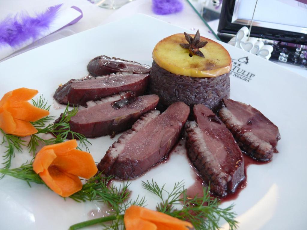 Black Tulip Hotel Dej Ngoại thất bức ảnh