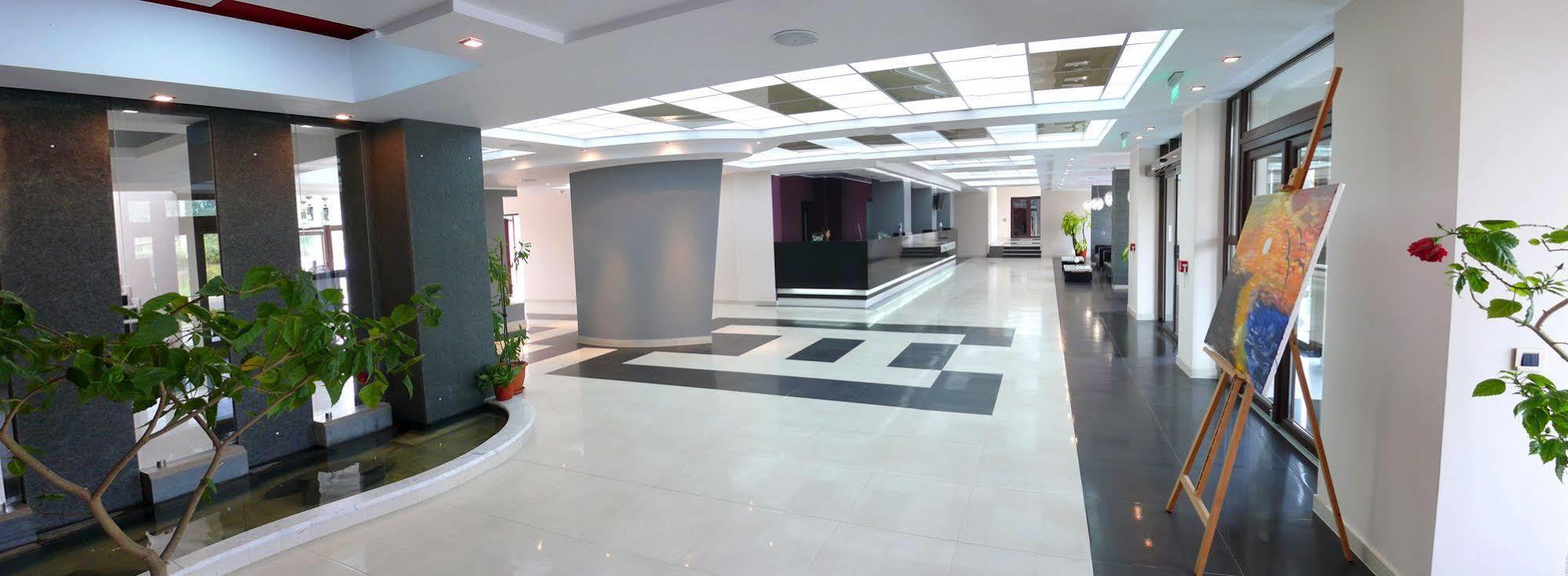 Black Tulip Hotel Dej Ngoại thất bức ảnh